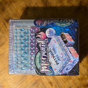 Artskills Glitz Your Own Mermaid Treasure Chest